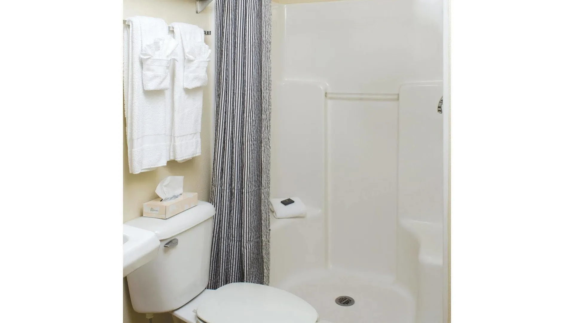 Hometowne Studios By Red Roof Denver - Glendale/ Cherry Creek 2*,  United States