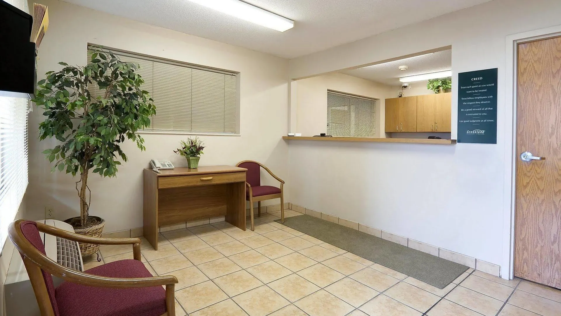 Hometowne Studios By Red Roof Denver - Glendale/ Cherry Creek Motel